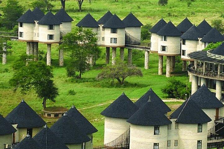 3 Days Tsavo East National Park and Taita Hills Sanctuary on Jeep