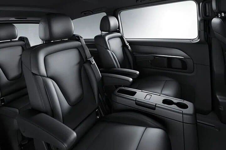 Transfer Hong Kong Airport to Hong Kong by Luxury Van or Sedan