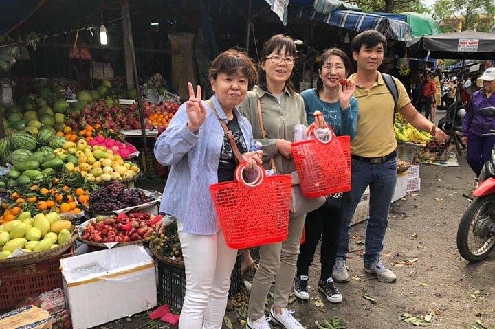 Experience Local Market and Cooking Class in Hue City