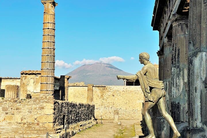 2.5-Hour Guided Tour of Pompeii with an Archaeologist