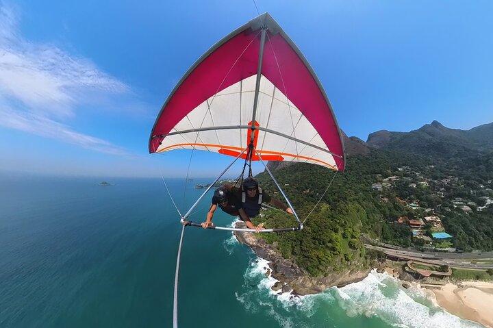 Hang Gliding & Paragliding in Rio de Janeiro