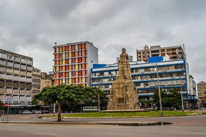 Private Maputo Full-Day Tour: History, Culture & Local Life