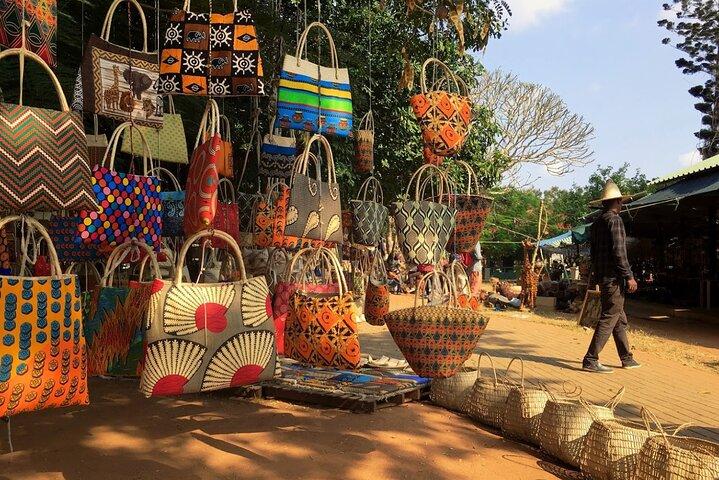 Private Maputo Full-Day Tour: History, Culture & Local Life