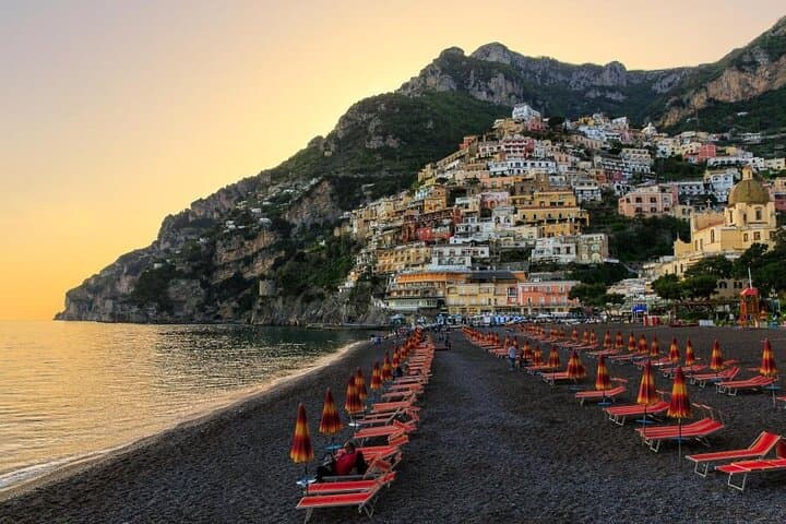 From Naples: Private Tour to Pompei, Sorrento and Amalfi