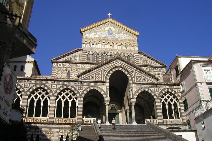 From Naples: Private Tour to Pompei, Sorrento and Amalfi