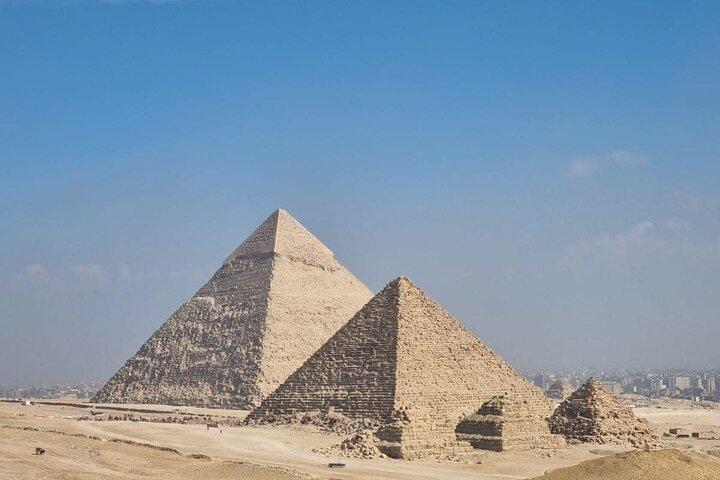 Egypt Luxury Tour : Pyramids to Paradise 10 Days / 9 Nights