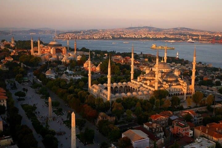 Best Istanbul tour with private guide by skipping ticket line