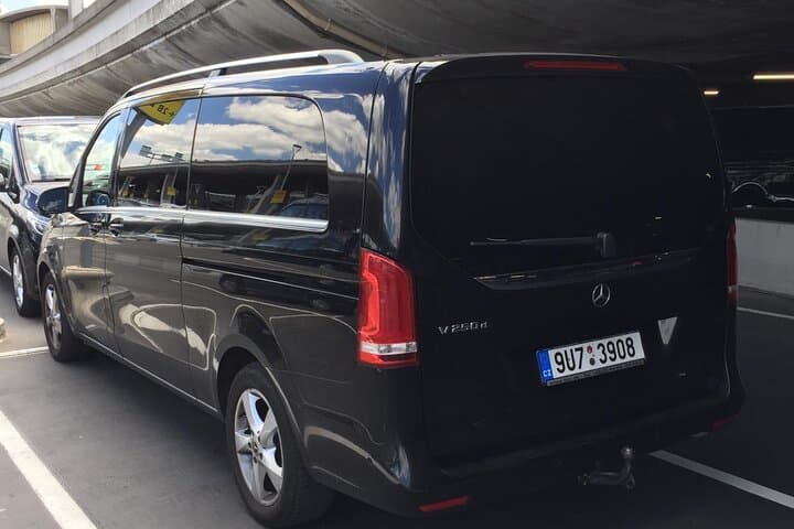 Private Arrival Transfer from CDG or ORLY airports to Paris city