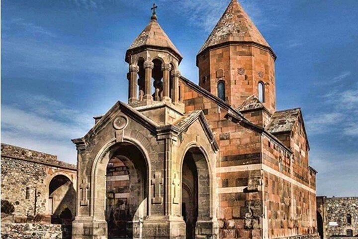 Private Day Trip to Khor Virap, Areni & Noravank
