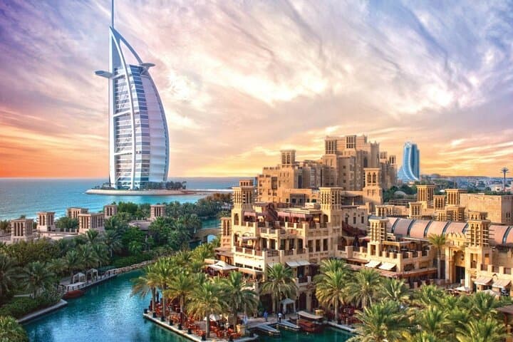 Dubai City Sightseeing Tour in 4x4 Private Vehicle