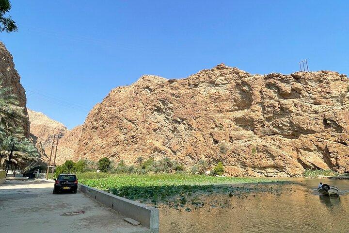 Full Day Private Tour to Wadi Shab and Bimmah Sinkhole