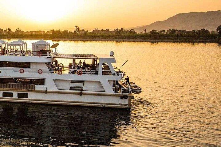 3 Night Nile Cruise from Luxor to Aswan with Sunrise Balloon