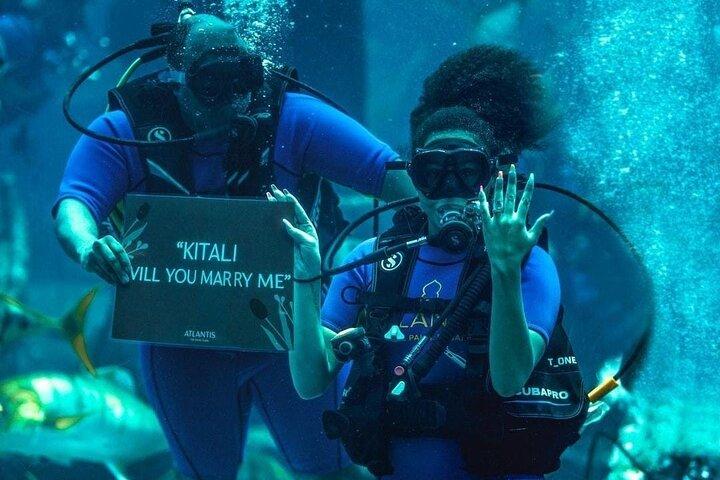 Dubai: Lost Chambers Aquarium in Atlantis with Optional Transport