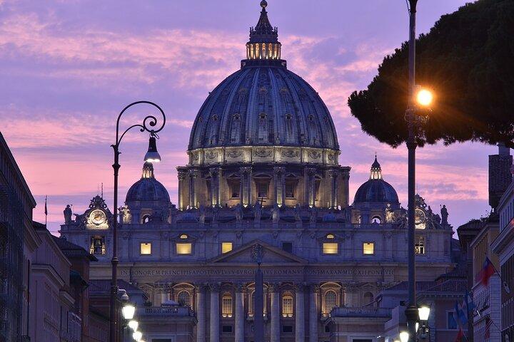 Transfer Fiumicino Airport from/to Vaticano shuttle bus