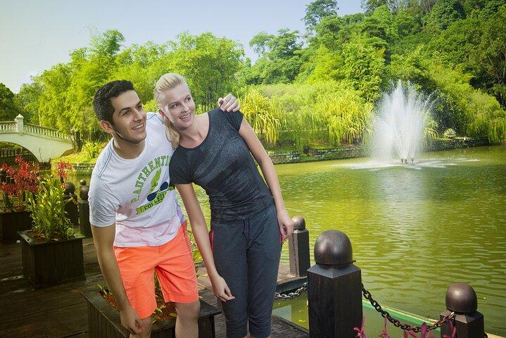 Petronas Twin Towers and Ten Wonders of Kuala Lumpur City Tour