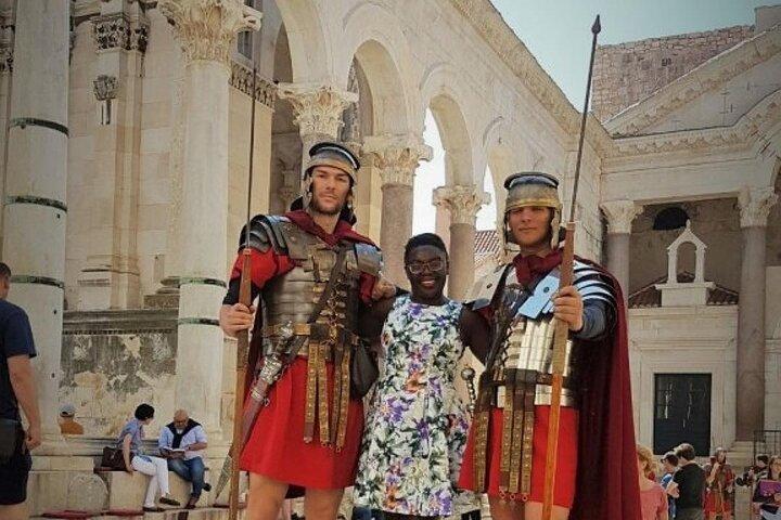 Private Split & Trogir Tour with Vineyard Wine and Sea View