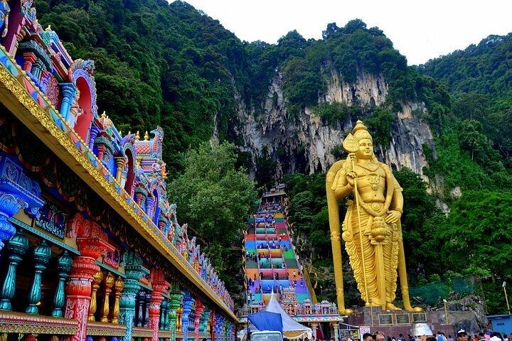 Sacred Half Day Batu Caves Temple and Batik Tour, Kuala Lumpur