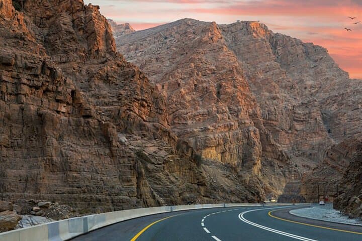 Five Emirates Tour from Dubai! A Day trip to countryside of UAE!