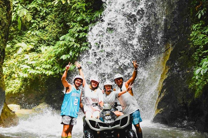 KUBER ATV UBUD - Tunnel Waterfall Rice field Jungle w Private Car
