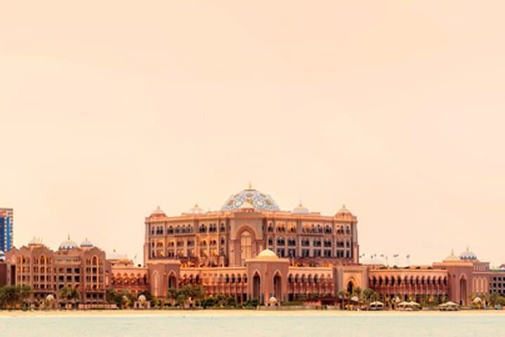 Abu Dhabi Trip and Sheikh Zayed Mosque By SUV From Dubai