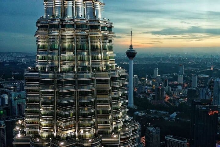 Kuala Lumpur Full Day Private Tour with 24 spots Of Wonders