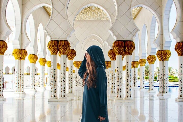 Full Day Abu Dhabi City Tour with Sheikh Zayed Mosque