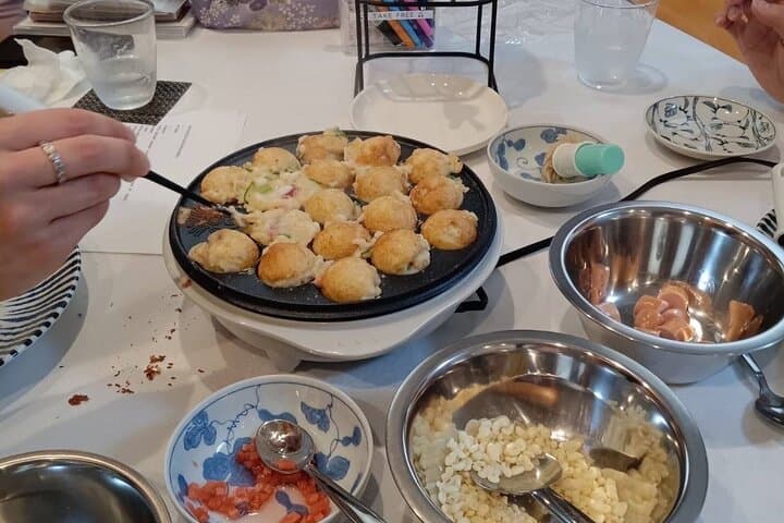 Japanese home cooking class in Osaka Umeda