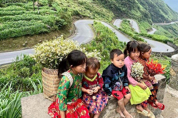 10 Days Private Tour in Secret Paths of Northern Vietnam