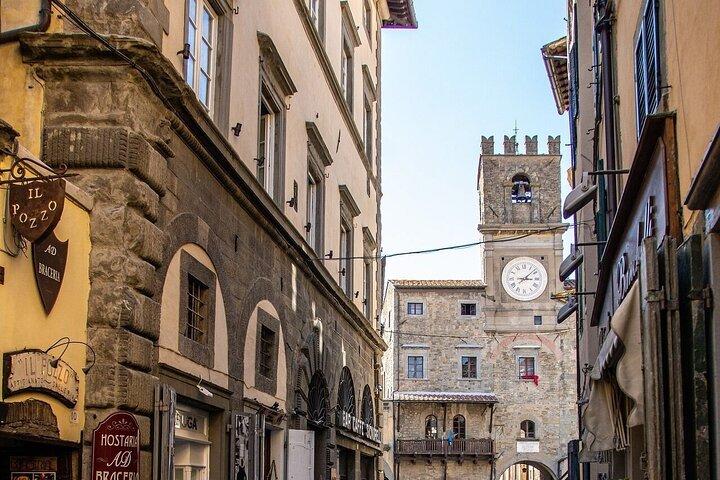 Full Day Private Guided Tour to Assisi and Cortona from Florence