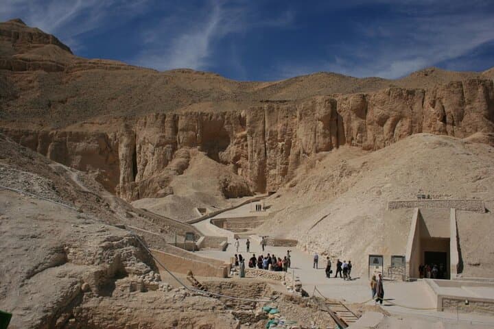 Tour To Discover Fully West Bank In Luxor