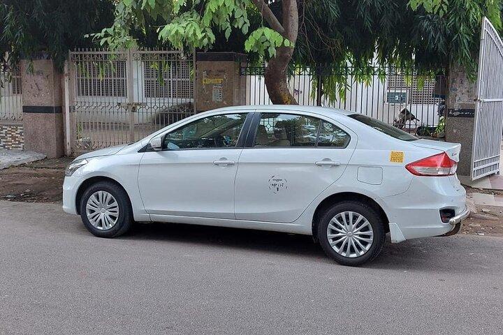 Delhi Airport to New Delhi Hotel Private Transfer