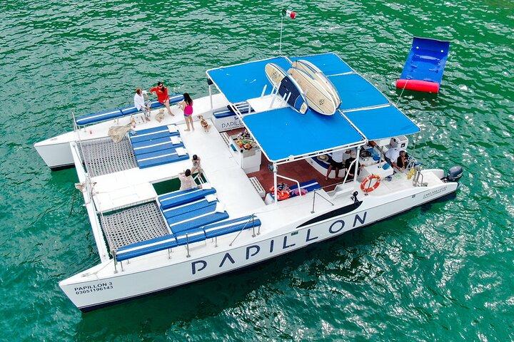 Cabo San Lucas All-Inclusive Private Catamaran Snorkeling Cruise