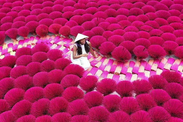 Quang Phu Cau Incense Village- Hoa Lu - Trang An Small Group Tour