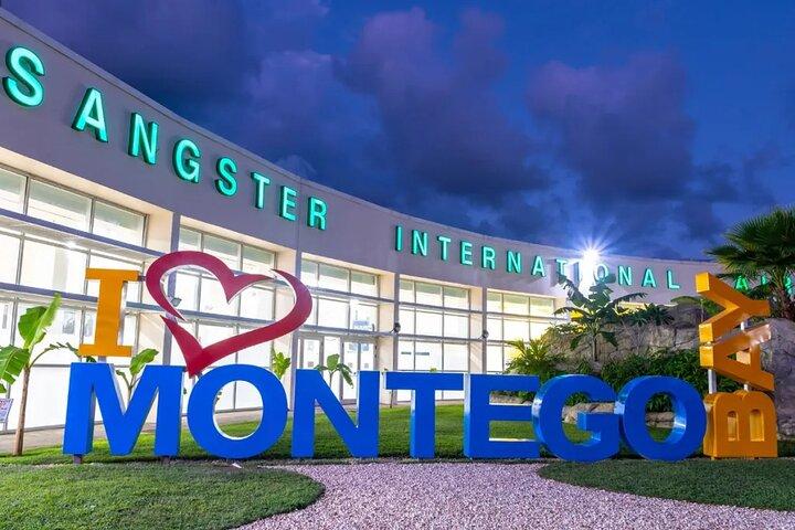 Montego Bay Airport Transfer to Hotels in Montego Bay or Falmouth