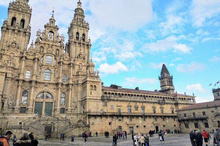 Secrets of Santiago de Compostela: Private Self-Guided Audio Tour