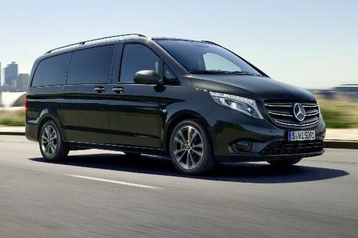 Istanbul VIP Airport Transfer by Mercedes Vito