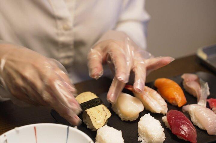 Taught by a professional! Making sushi with Hakodate's Fresh Fish