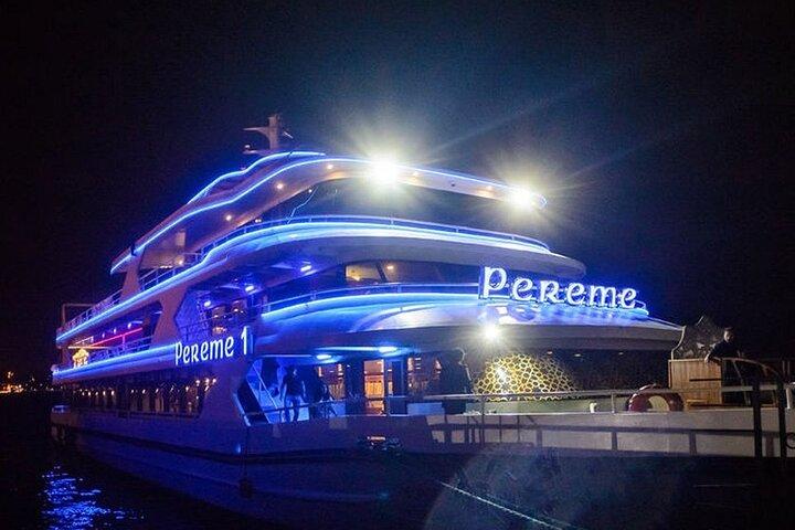 İstanbul Bosphorus Dinner Night in Cruise