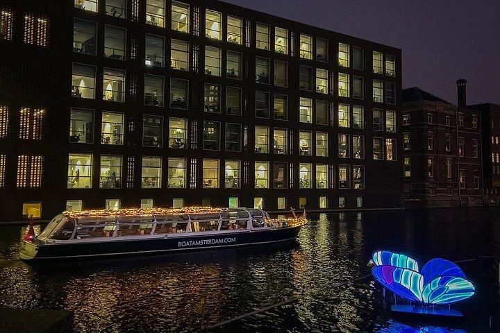 Amsterdam Light Festival Canal Cruise With Unlimited Drinks