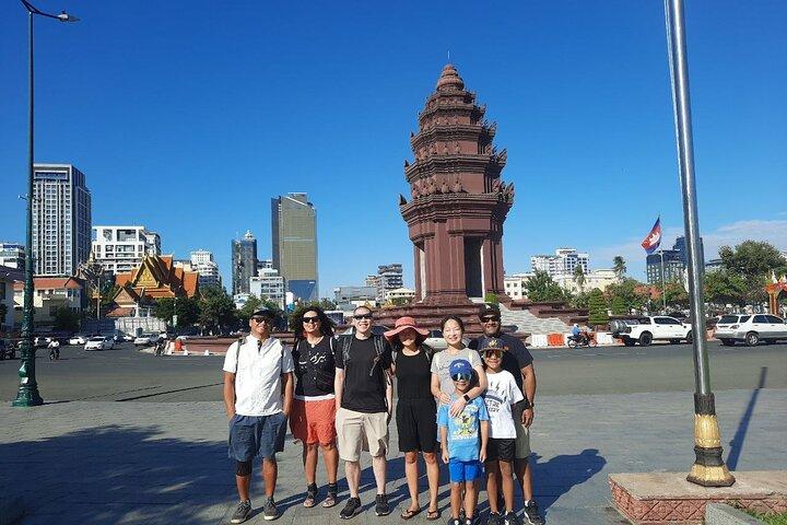 Phnom Penh Full Day Tour with Sunset Cruise on the Mekong River