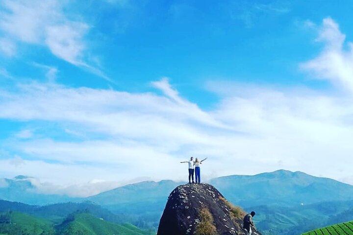 Sandal Wood & Sight Seeing Tour (Munnar Valley Trekking & Tours)