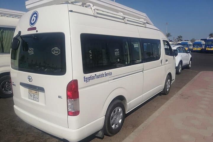 Transfer by Minivan from Hurghada to Luxor or back