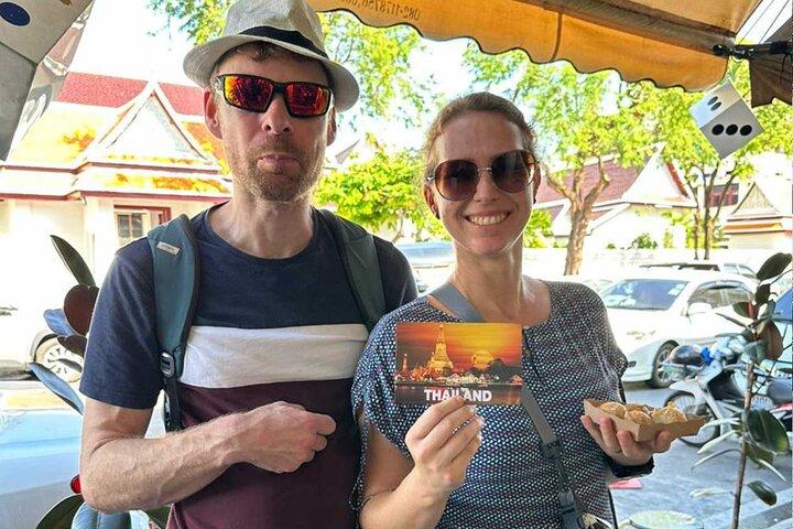 Bangkok Day Tour: Food, Temple & Tuk-Tuk