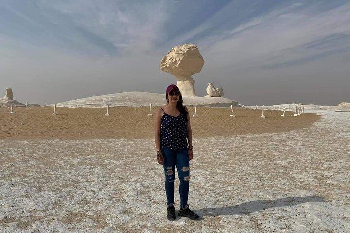 White Desert Safari from Cairo – 4x4 Jeep, Lunch & Oasis