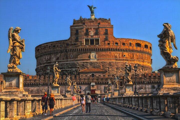 Disembark and Discover: from Civitavecchia to Rome with Open Bus