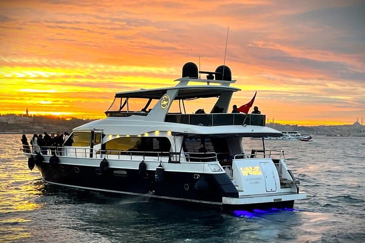 Bosphorus Sunset Cruise on Luxury Yacht with Live Guide