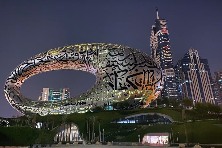 Private Tour at Night in Dubai