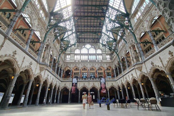 Private Historical Walking Tour in Antwerp City