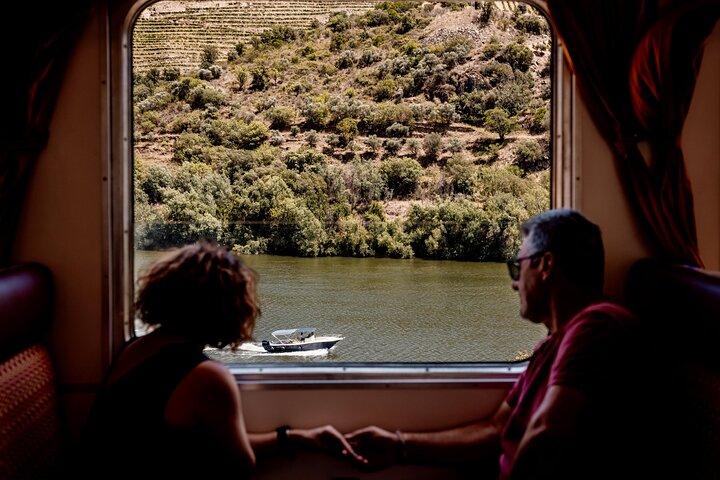 Porto - Douro Valley: Boat, Train, Wine Tasting & Lunch Included