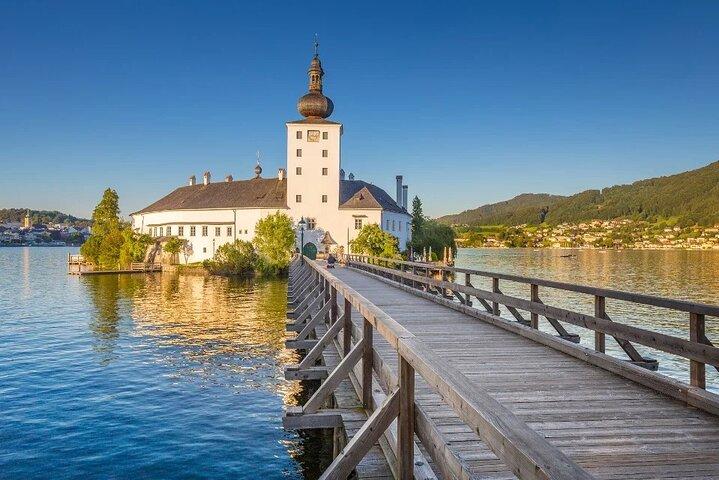 Hallstatt : Guided day trip from Vienna (small group)